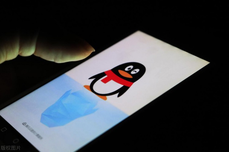 为何00后年轻人喜欢使用QQ，不喜欢使用微信？